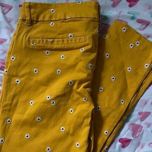 Cute trousers for kids (06-08) years